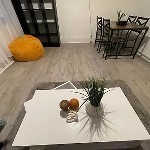  Apartment Spacious 2 Bedroom On Tower Bridge